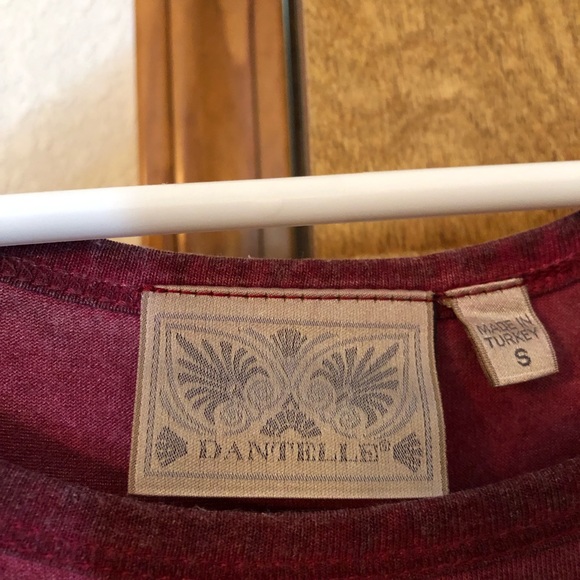 3/4 sleeve shirt with ruffle on bottom - Picture 2 of 2